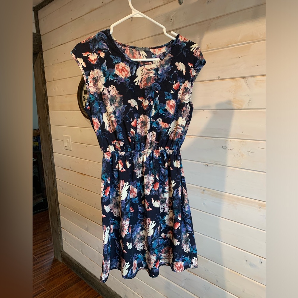 Soprano | Blue Floral Midi Dress